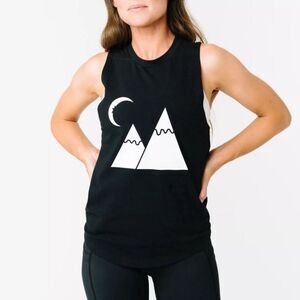 ZYIA Active Black Mountain Moon Shirt Size LARGE Activewear Racerback Tank Top